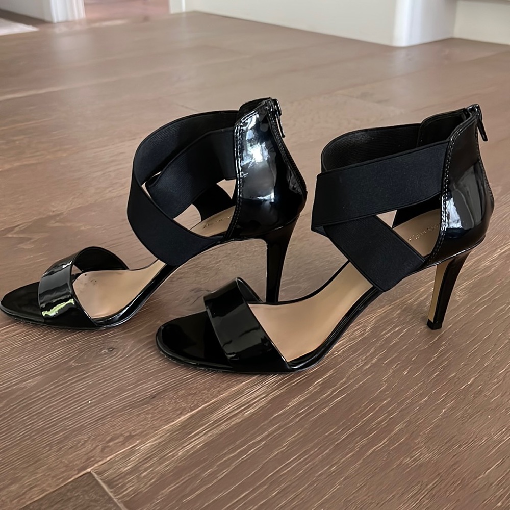 Patent leather Saks Fifth Avenue  heels zipper back.  Size 9